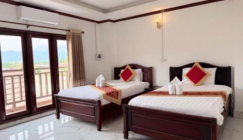 Superior Twin Room with City View