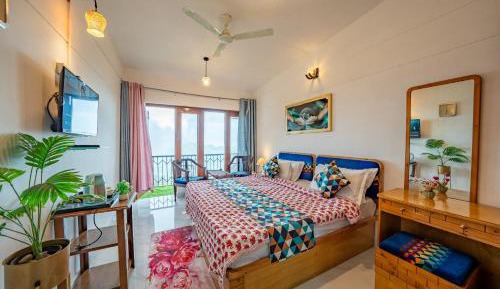 King Room with Lake View