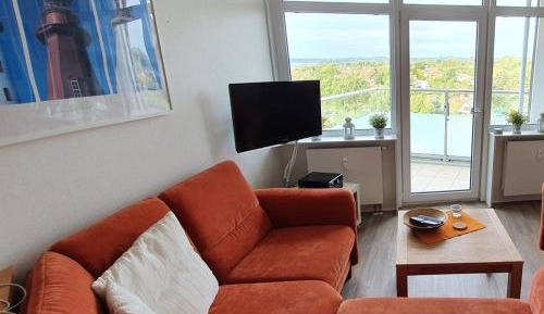 One-Bedroom Apartment with Balcony