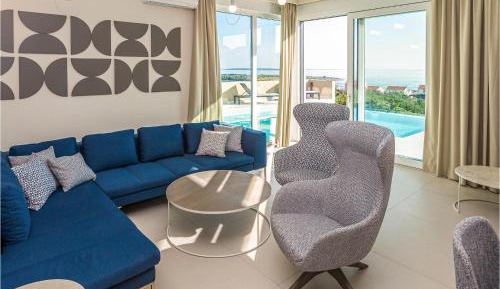 Four-Bedroom Holiday Home