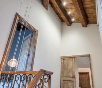 Two-Bedroom Apartment with Mountain View