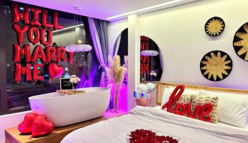 Deluxe Double Room with Balcony
