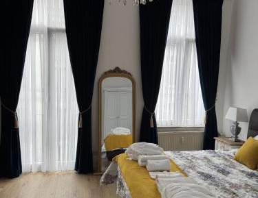 One-Bedroom Apartment with Garden View
