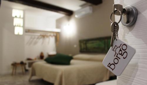 Room #1473555401