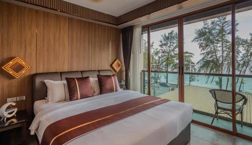 Deluxe Double Room with Sea View