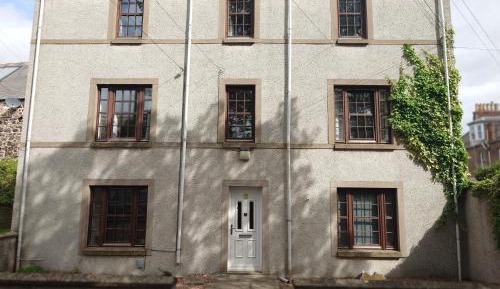 Room #1474021401