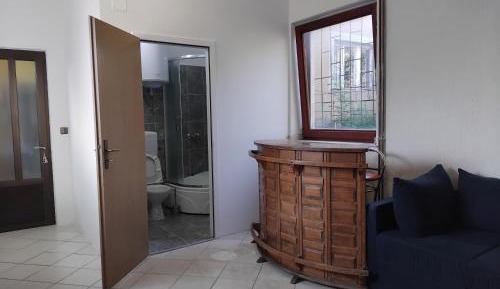 Room #1474004001