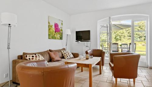 Five-Bedroom Apartment