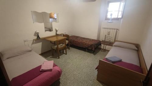 Triple Room with Shared Bathroom
