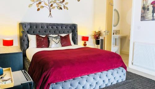 Superior King Room