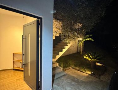 Deluxe Triple Room with Sea View