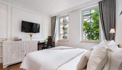 King Room with Garden View