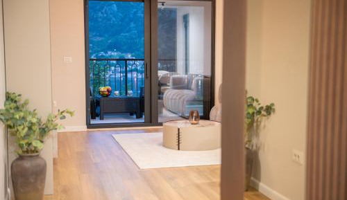Two-Bedroom Apartment with Bay View