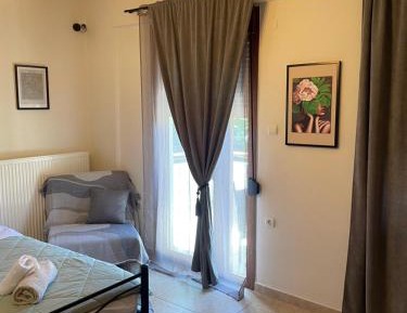 Studio Apartment with Balcony