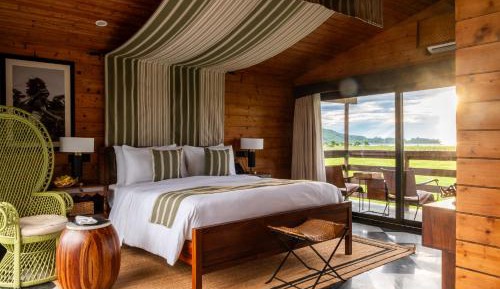 Tea Garden Room with Balcony | All Meals |Hi – tea |One Signature Experience