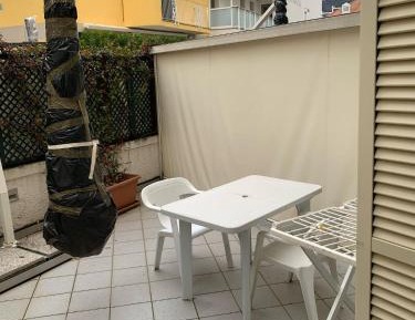 Studio with Garden View