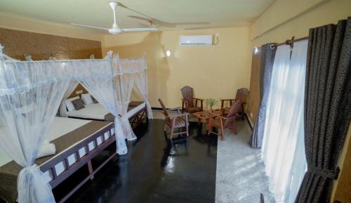 Deluxe Double or Twin Room with Balcony