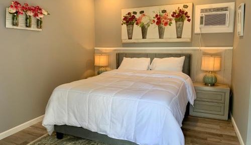 Deluxe Queen Room