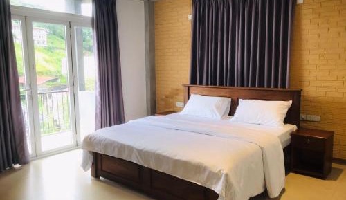 Double Room with Mountain View