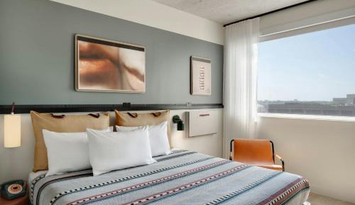 Standard King Room