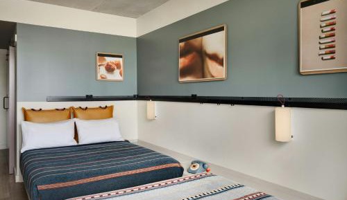 Standard Queen Room with Two Queen Beds and City View