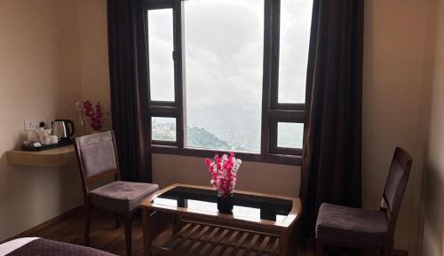 King Room with Mountain View