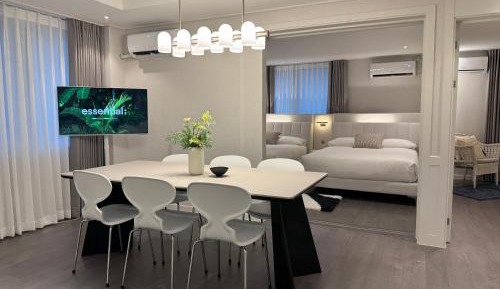 Triple Room with City View