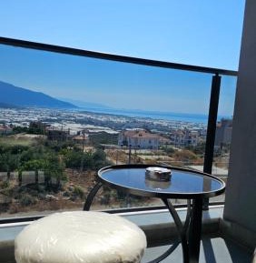 One-Bedroom Apartment with Sea View and Balcony