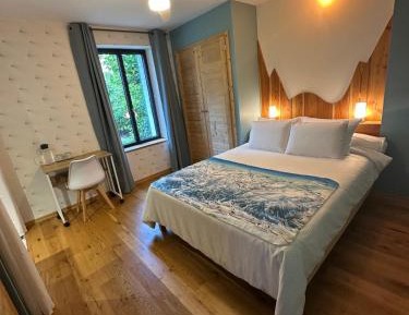 Deluxe Double Room with Bath