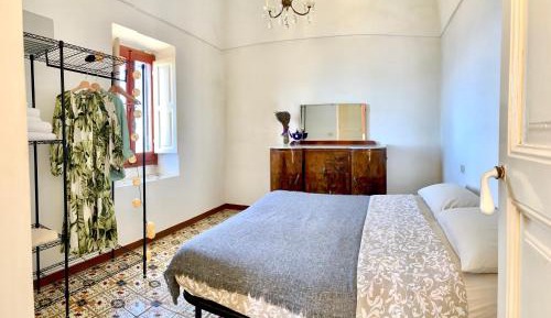 Two-Bedroom Apartment with Terrace and Sea View