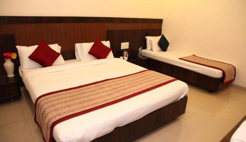 Comfort Triple Room
