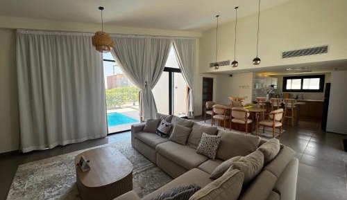 One-Bedroom Villa