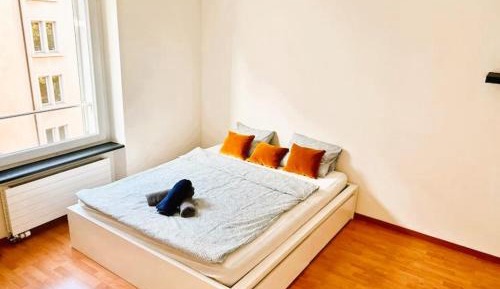 One-Bedroom Apartment with Balcony