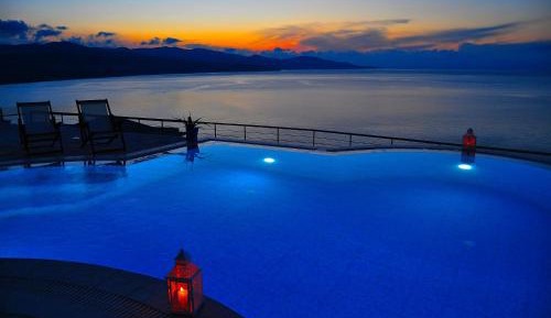 Studio Apartment with Sea View