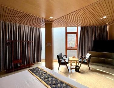 Large Single Room