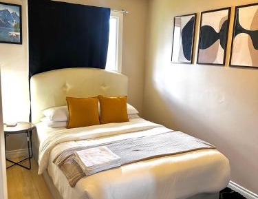 Queen Room