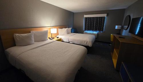 Double Room with Two Double Beds - Non-Smoking