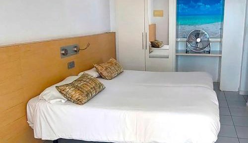 Classic Double room with small balcony