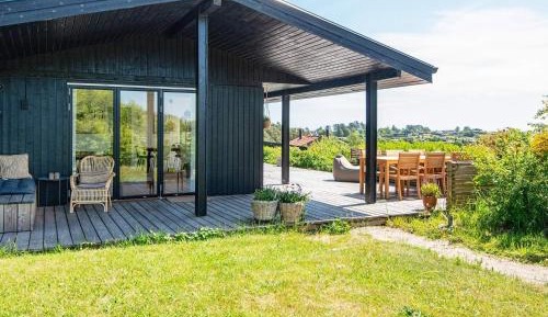 Four-Bedroom Vacation Home