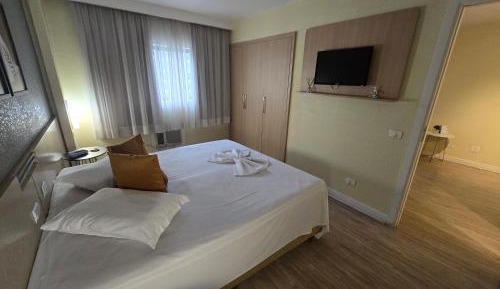 One-Bedroom Deluxe Apartment