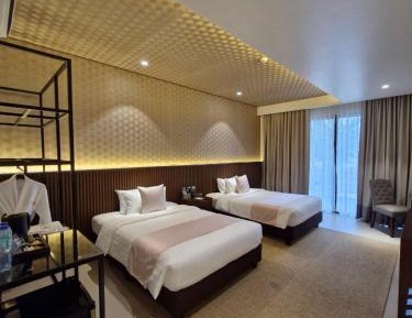 Deluxe Double or Twin Room with Balcony