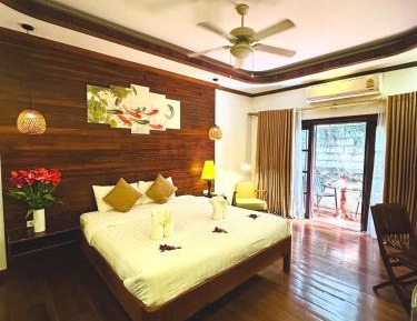 Deluxe Double or Twin Room with Balcony