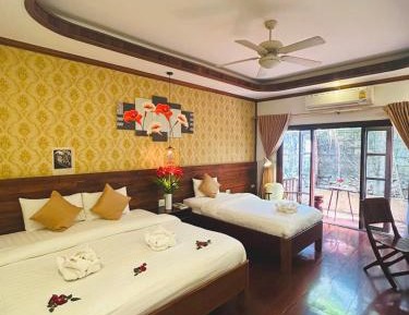 Triple Room with Balcony