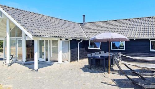 Five-Bedroom Holiday Home