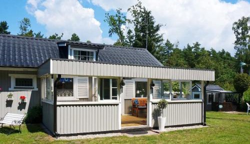 Three-Bedroom Vacation Home 