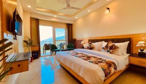 Queen Room with Balcony