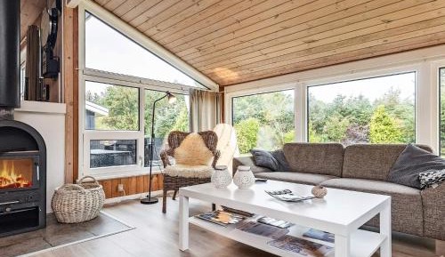 Five-Bedroom Holiday Home