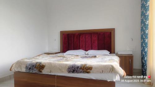 Double Room with Mountain View