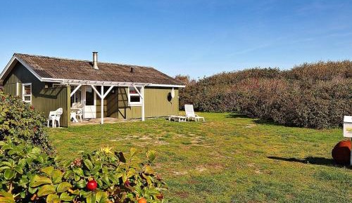 Three-Bedroom Holiday Home 