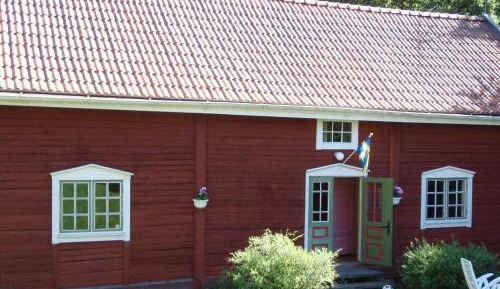 Two-Bedroom Holiday Home